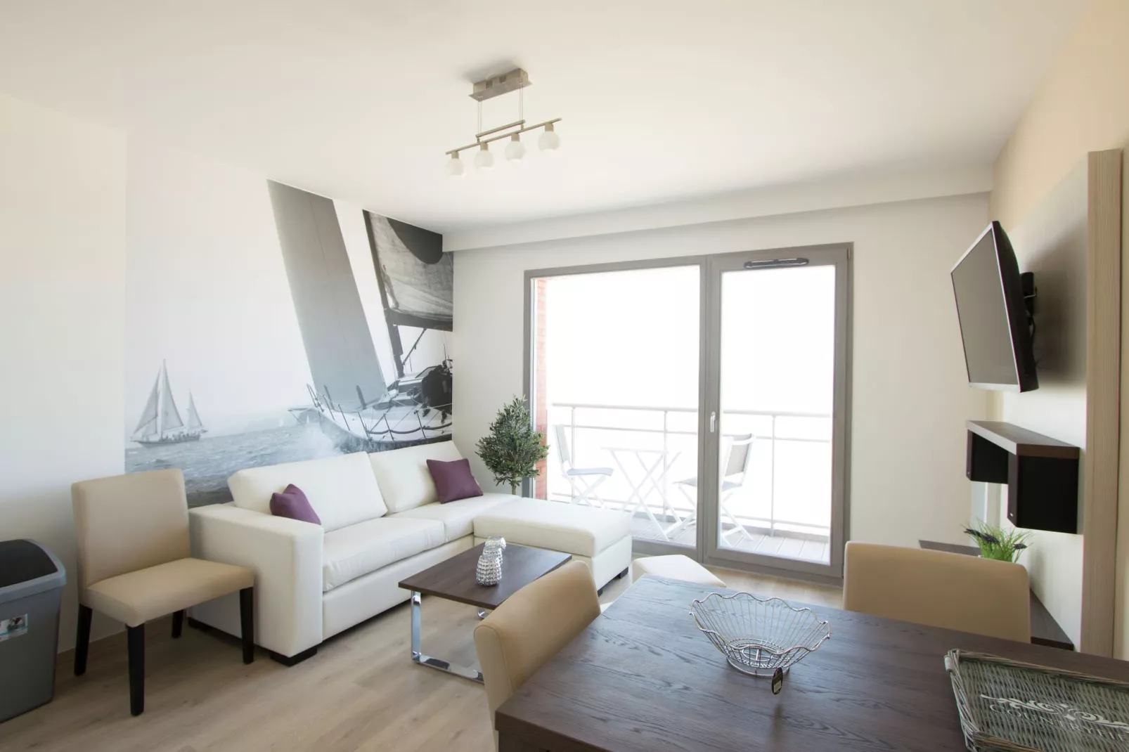 Etoile de Mer 1-Living room