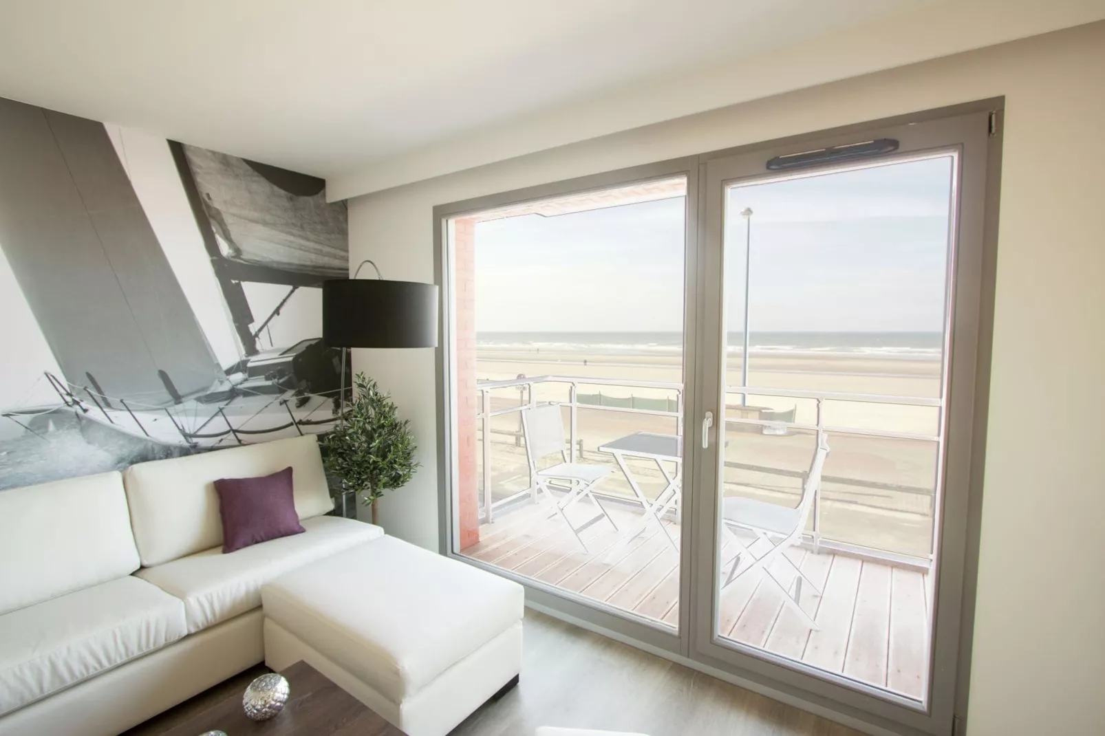 Etoile de Mer 2-Living room