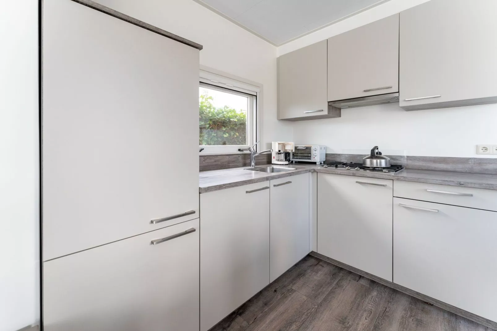 Luxe Chalet 54 Bantega met sloep 6 pax-Küche