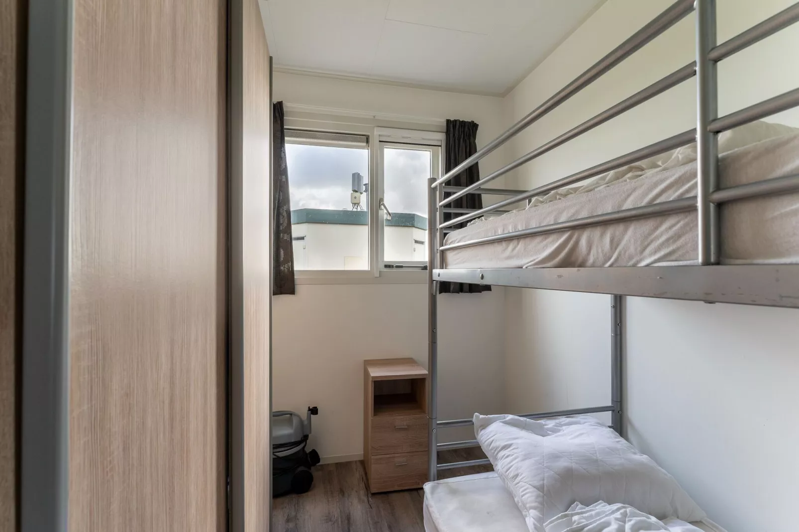 Luxe Chalet 54 Bantega met sloep 6 pax-Schlafzimmer