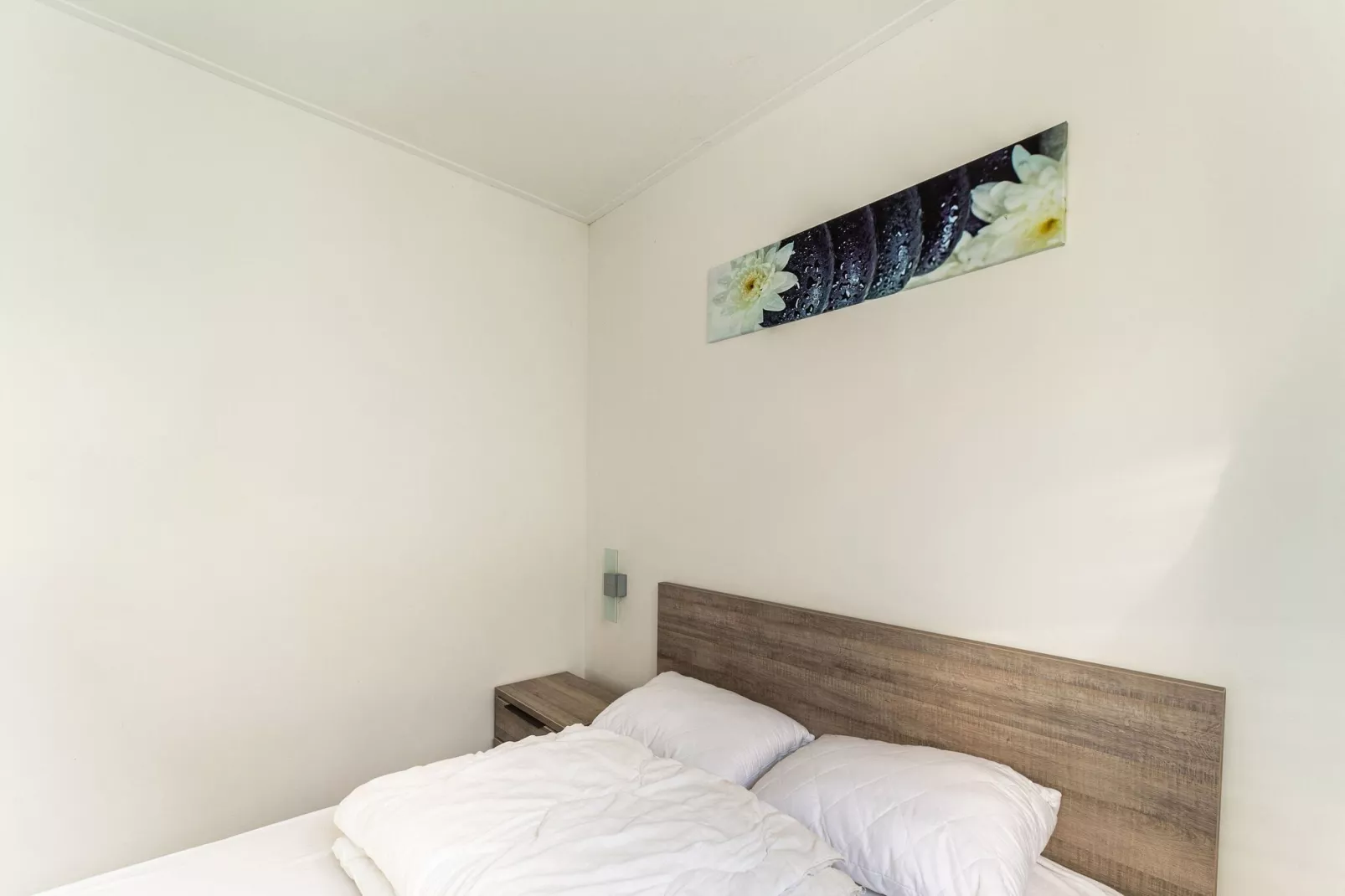 Luxe chalet 55 aan het water in Bantega met sloep 8 pax-Chambre
