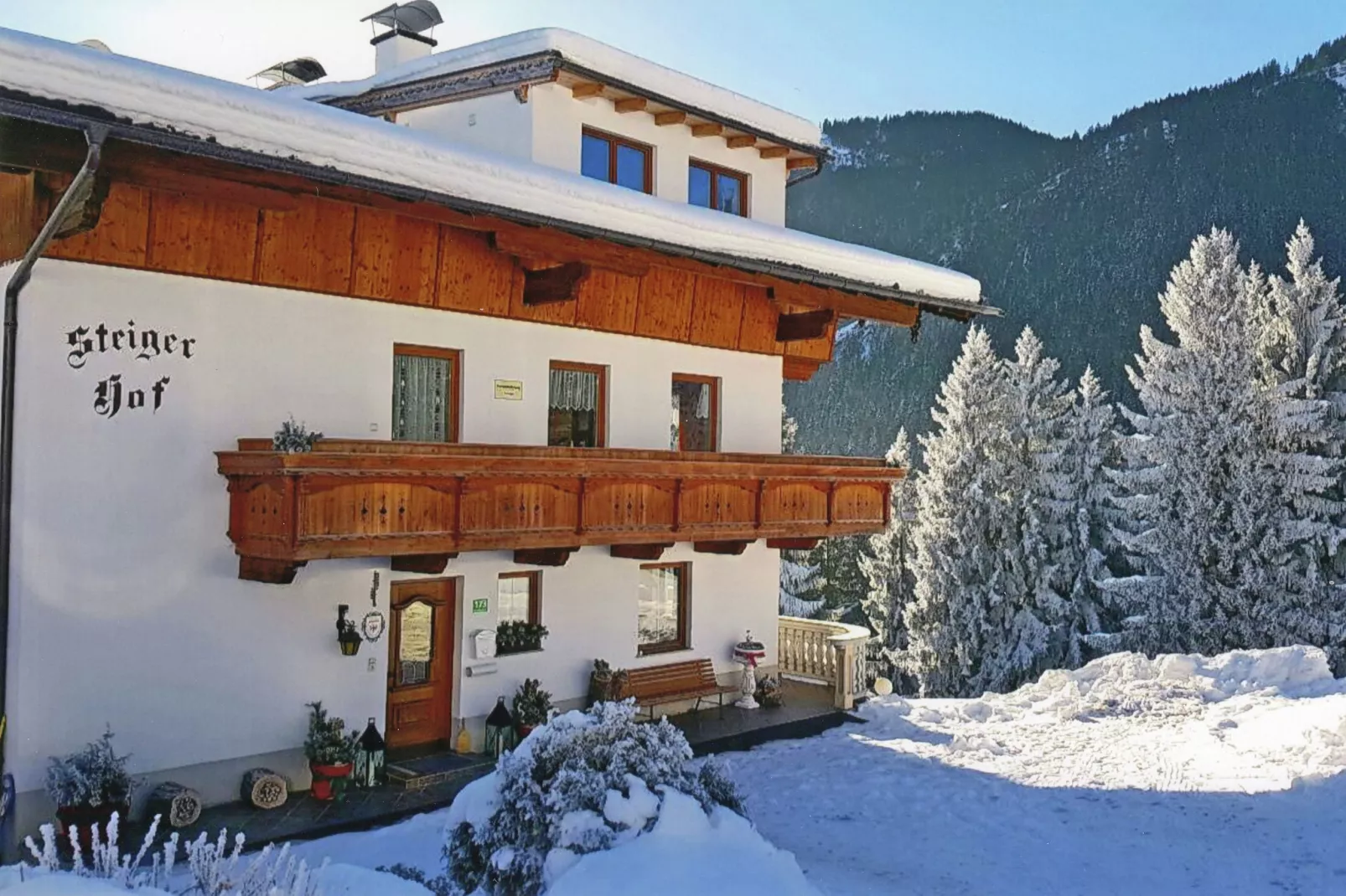 Steigerhof-Exterior winter