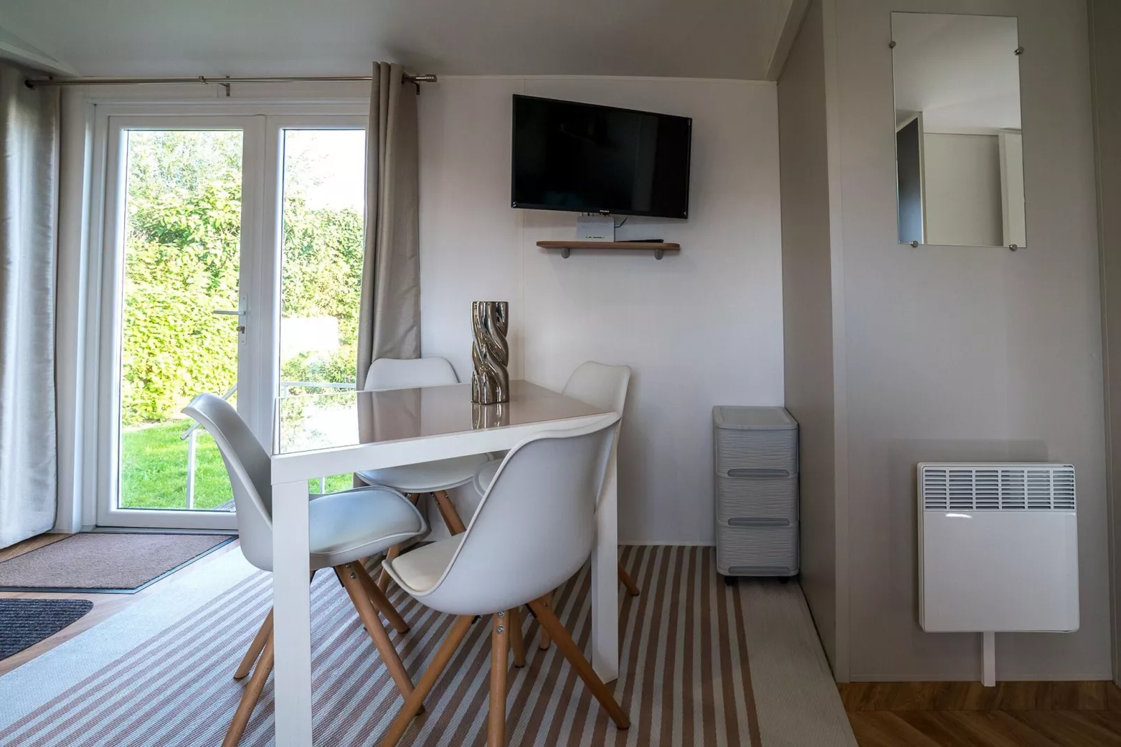 Ocean Dreams Oostkapelle Zeeland M55-Dining room