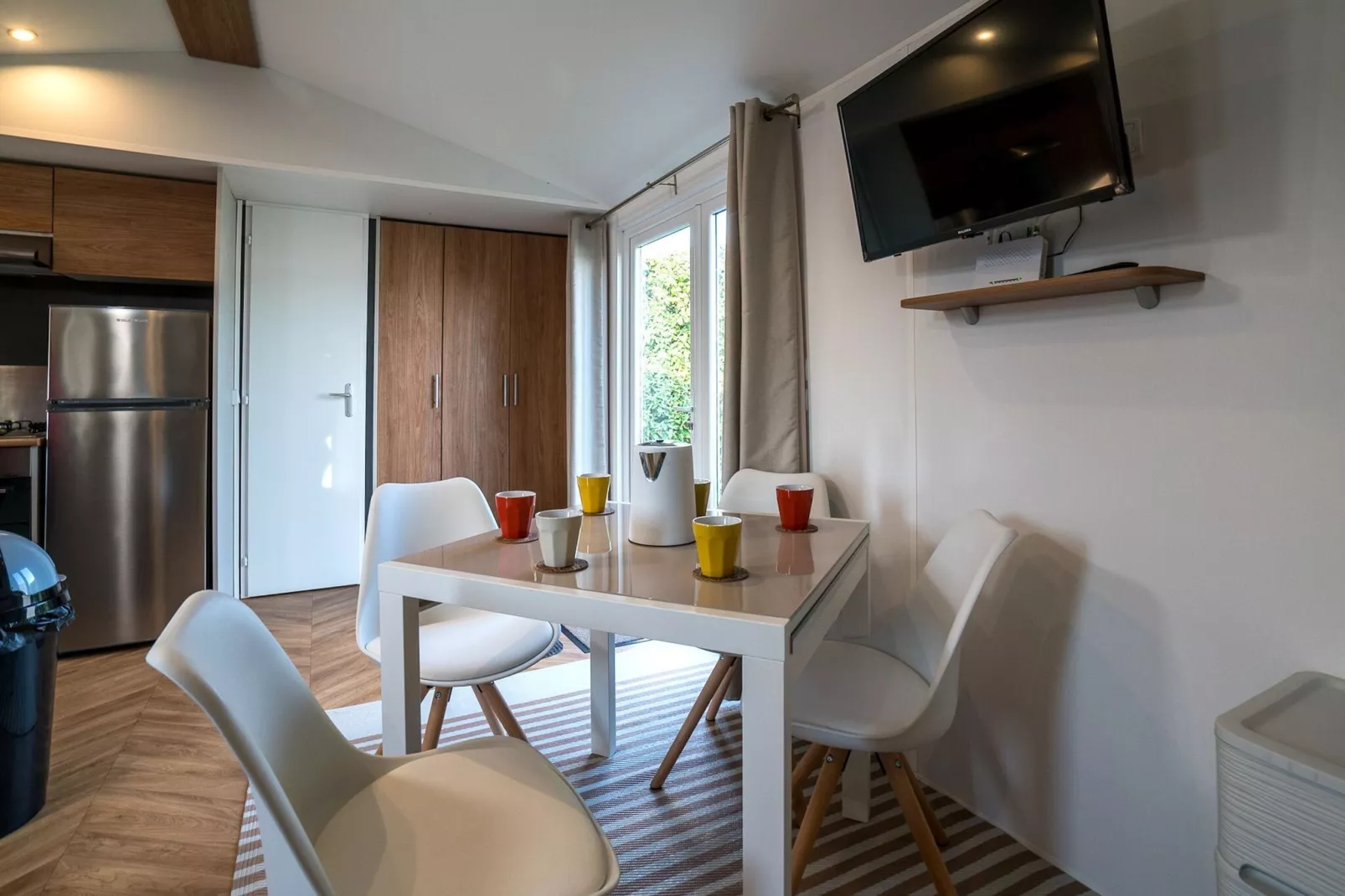 Ocean Dreams Oostkapelle Zeeland M55-Dining room