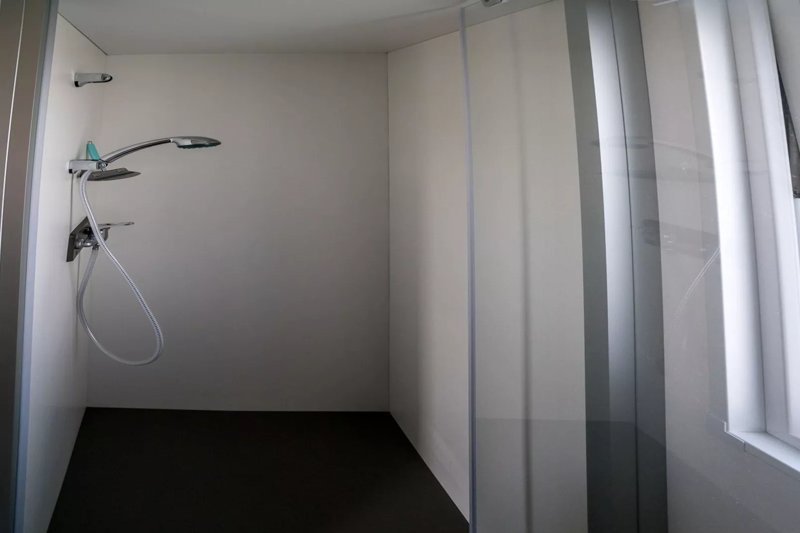 Ocean Dreams Oostkapelle Zeeland M55-Bathroom