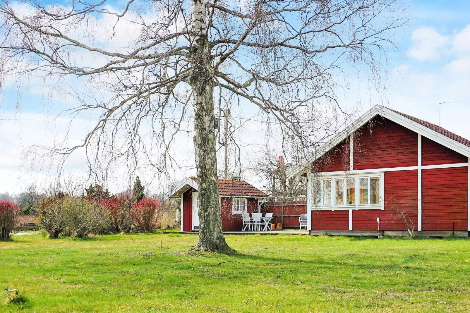 4 person holiday home in LÖTTORP-Outdoor