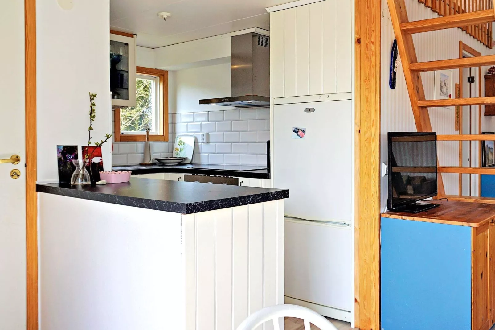 4 person holiday home in LÖTTORP-Indoor