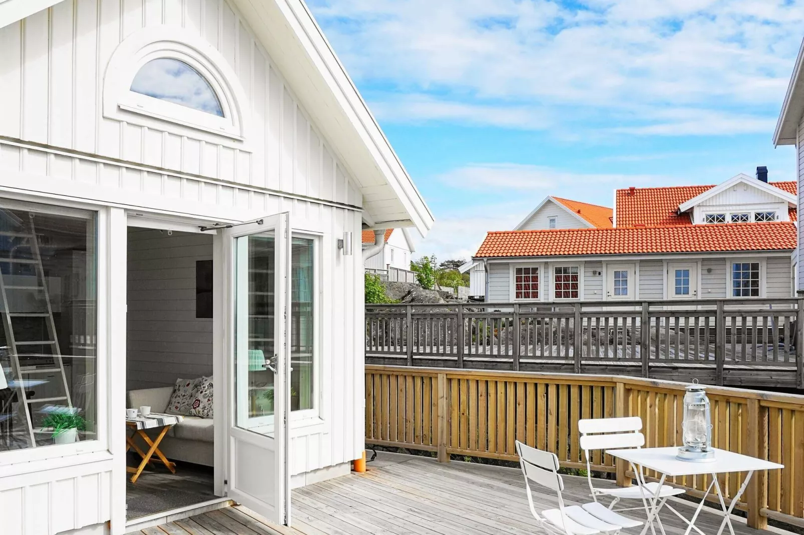 2 person holiday home in Rönnäng