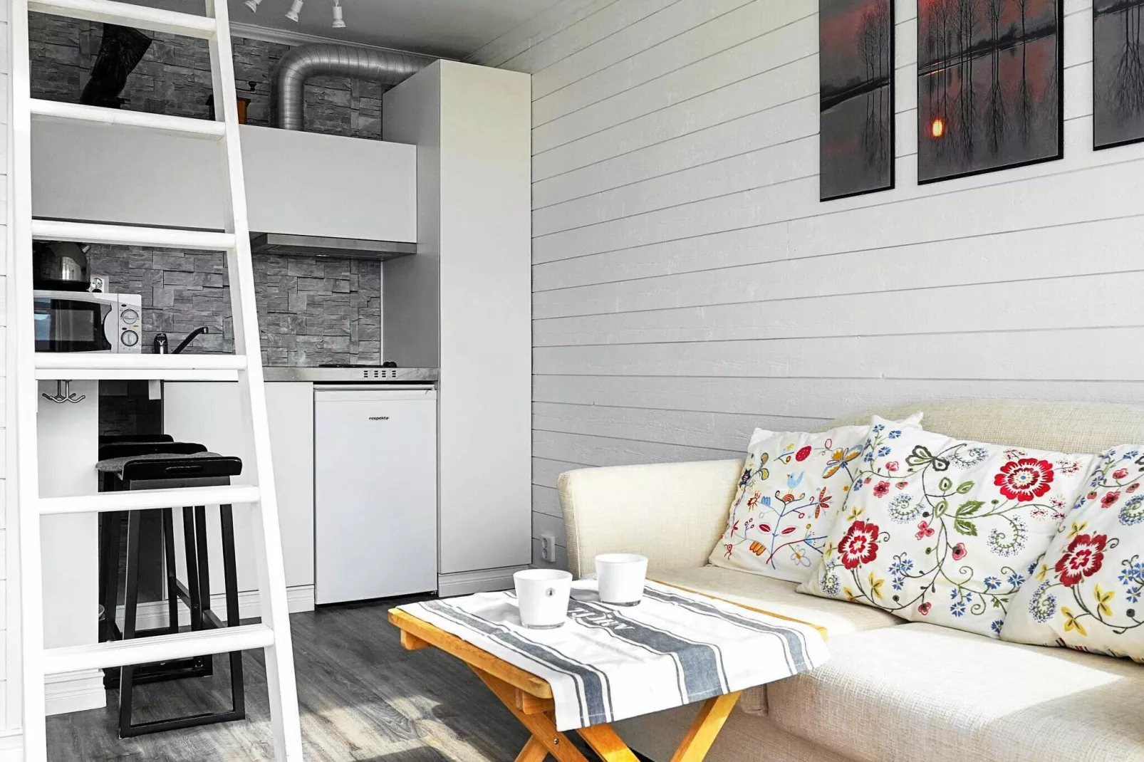 2 person holiday home in Rönnäng-Indoor