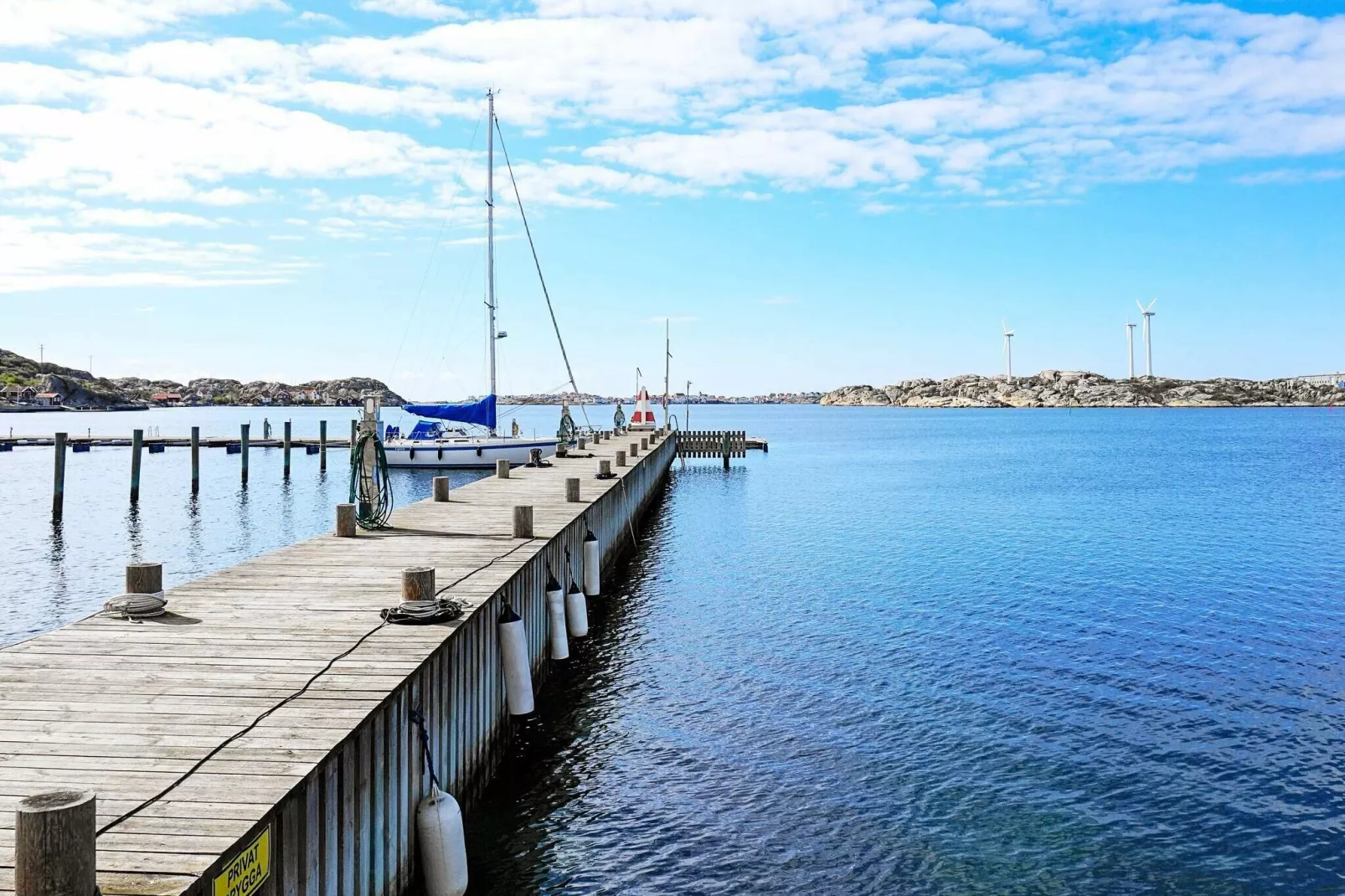 2 person holiday home in Rönnäng