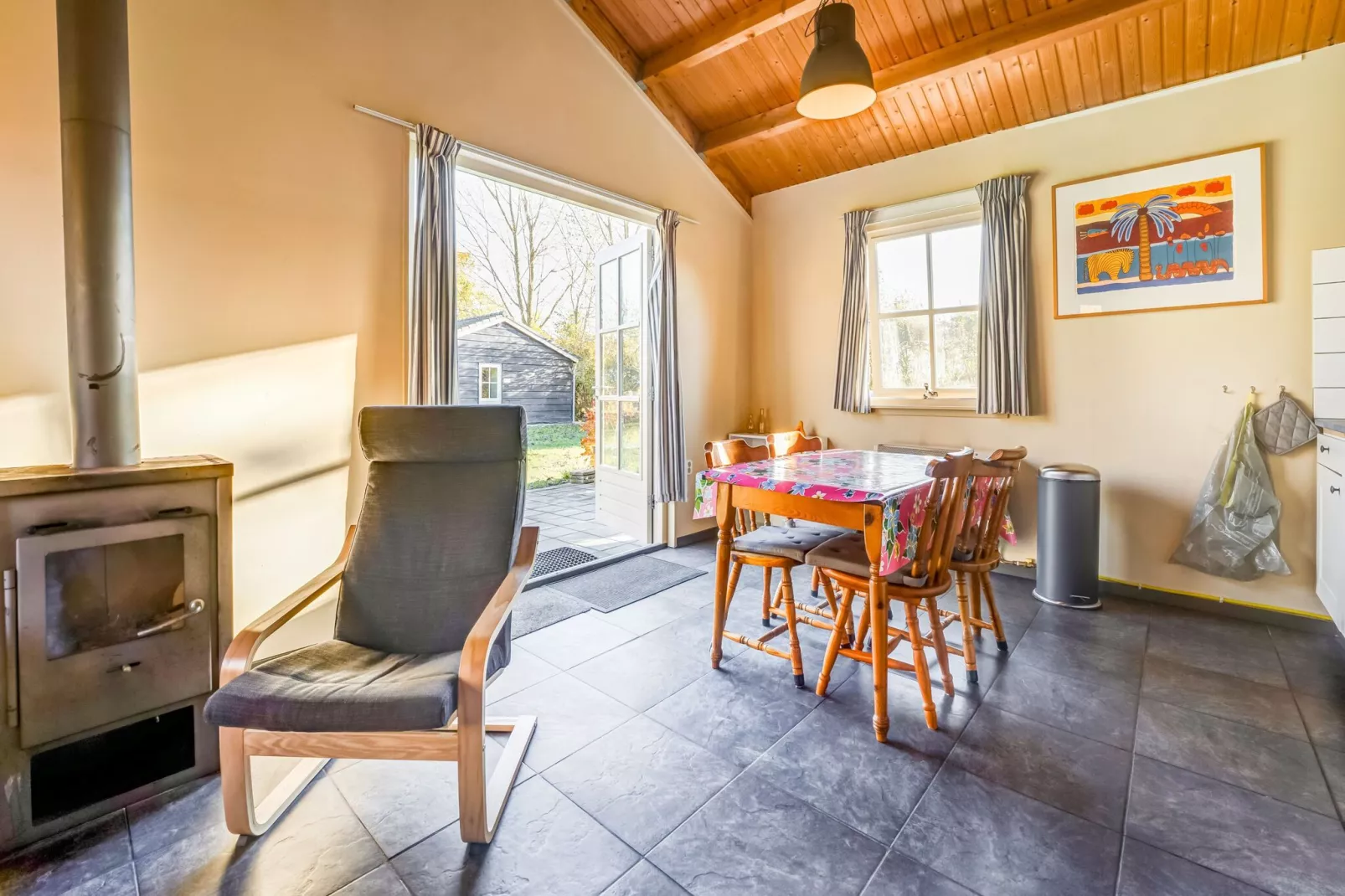 Vakantiehuisje 2 Vuur Groene Camping Lage Zwaluwe-Esszimmer