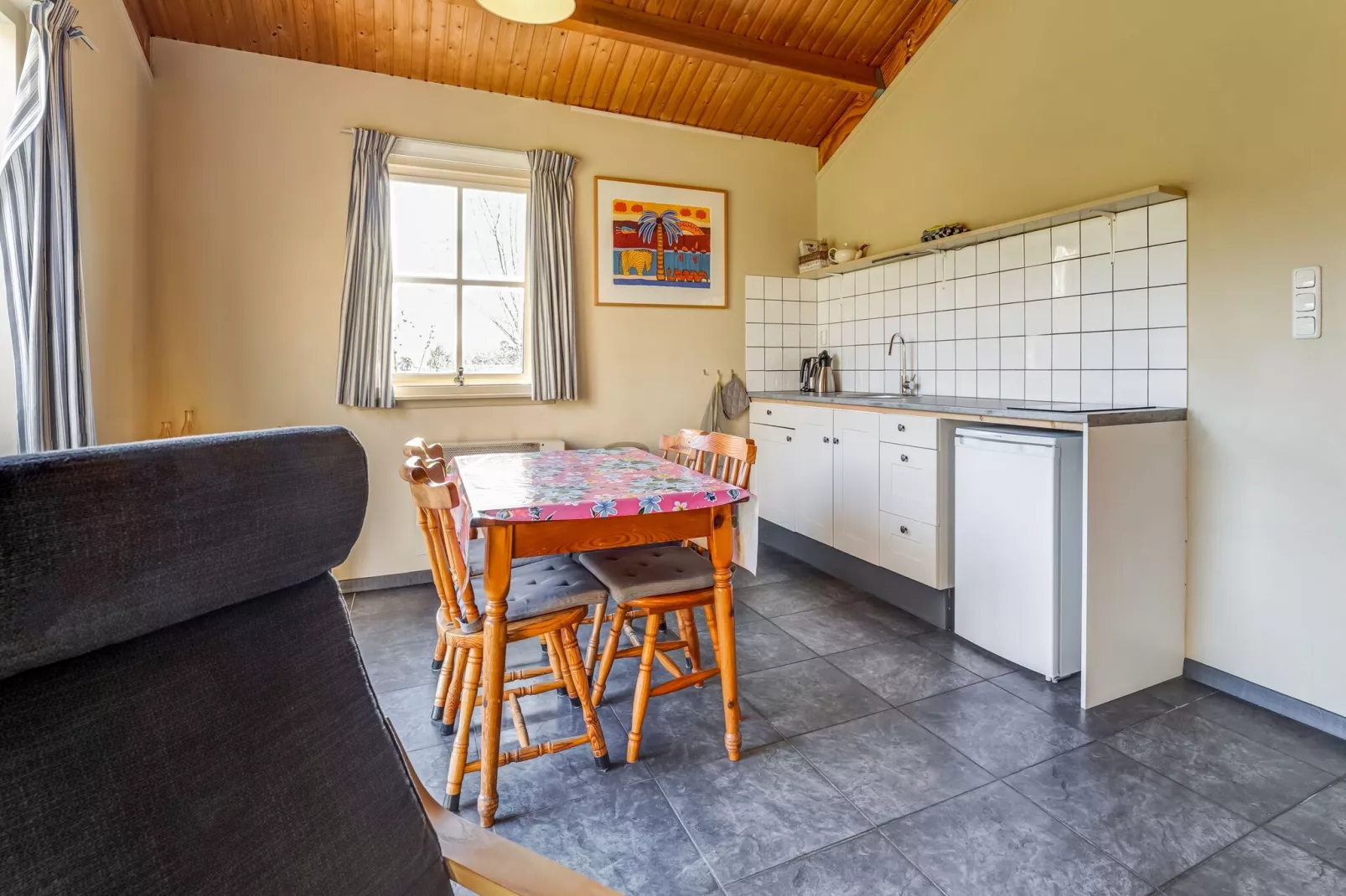 Vakantiehuisje 2 Vuur Groene Camping Lage Zwaluwe-Esszimmer