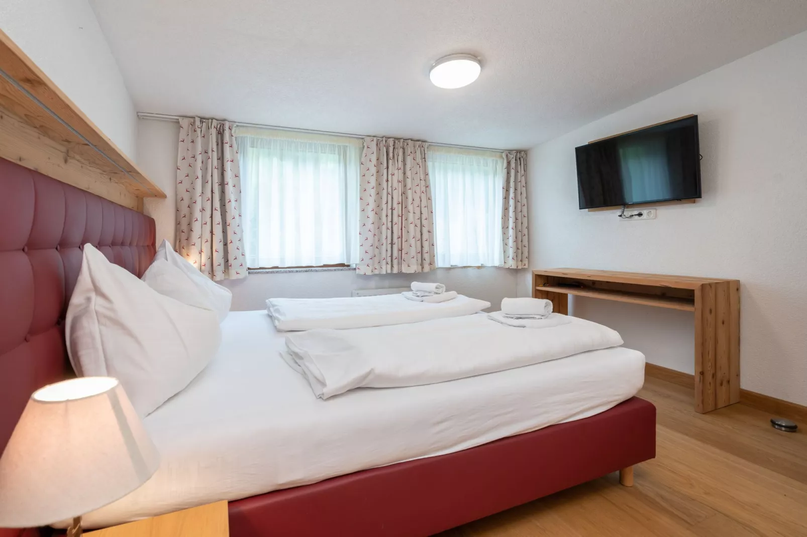 Luxery Salzkammergut Chalet A-Bedroom