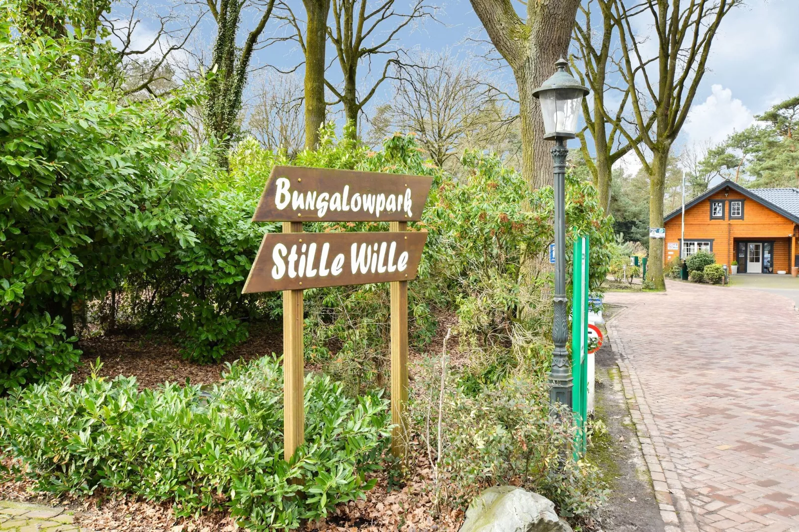 Stille WIlle Nr B126-Empfangshalle