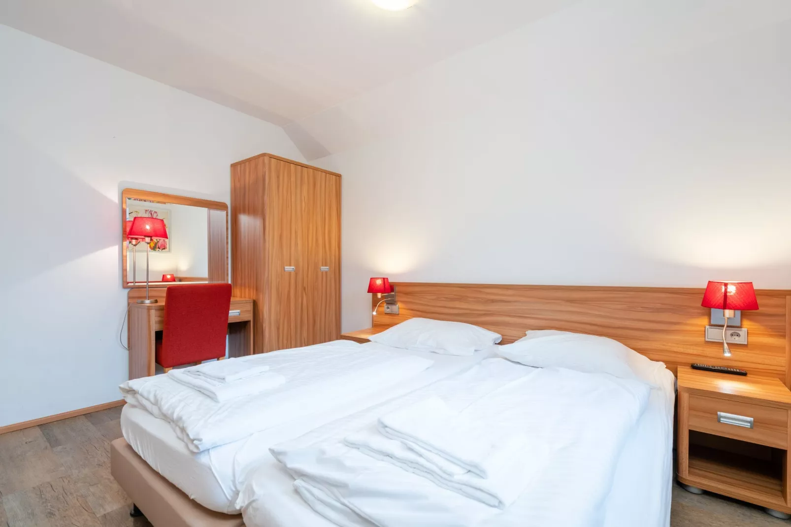 Luxery Salzkammergut Chalet B-Bedroom