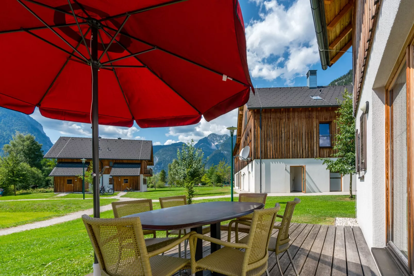 Luxery Salzkammergut Chalet C-Terrace balcony
