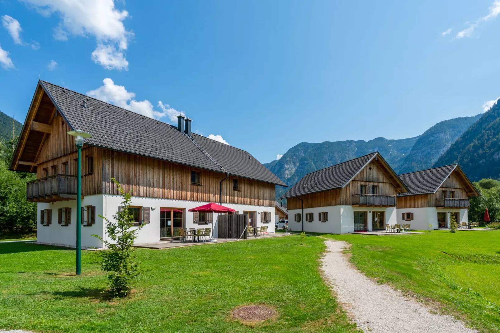 Luxery Salzkammergut Chalet C-Exterior summer