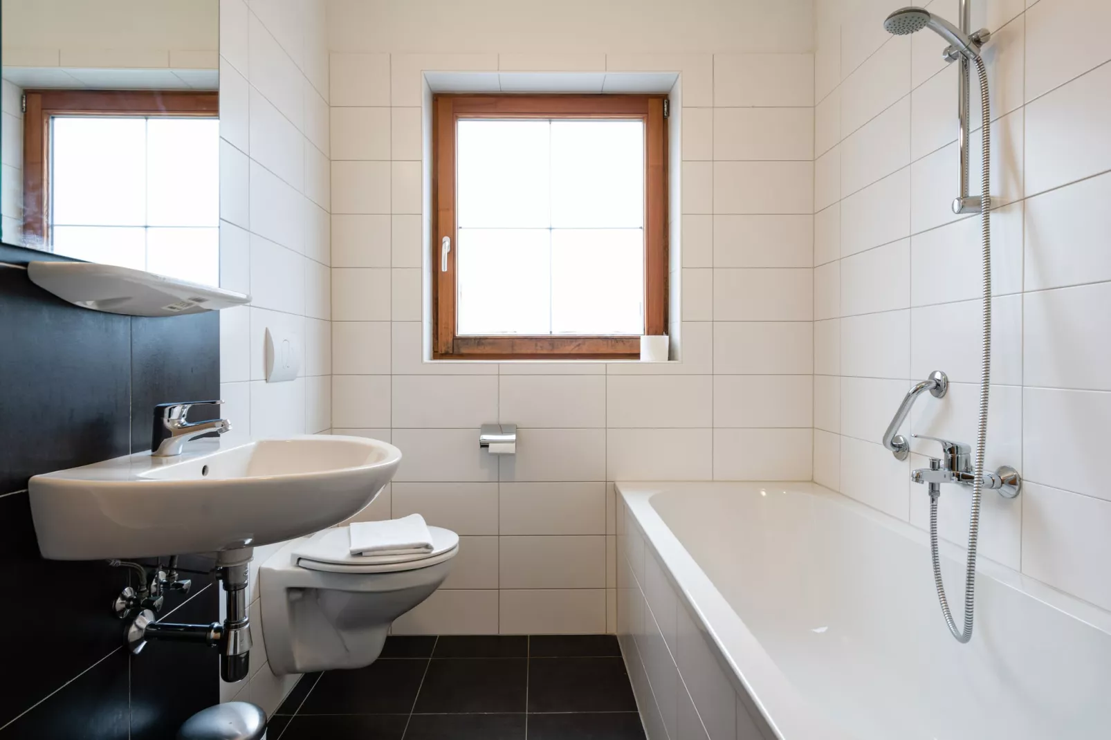 Luxery Salzkammergut Chalet C-Bathroom