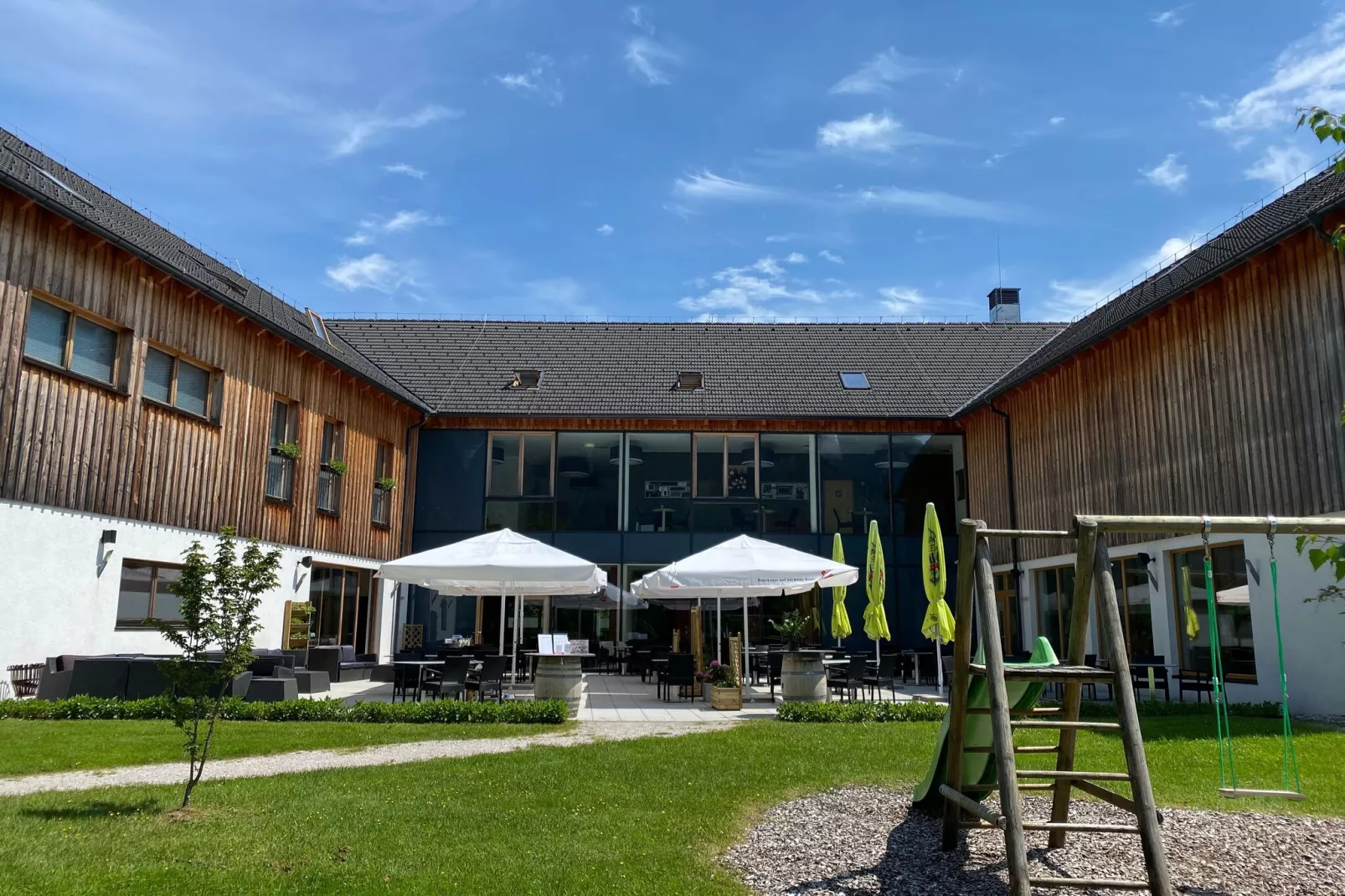Luxery Salzkammergut Chalet C-Park facilities