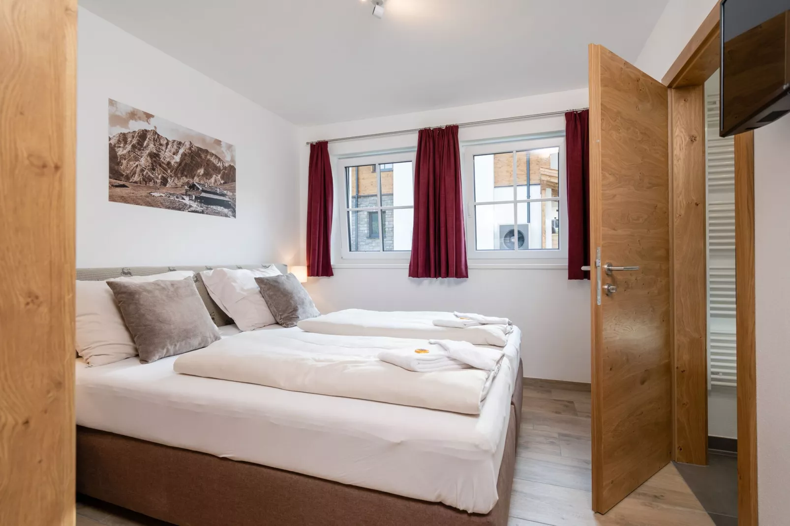 Tauernlodge Mühlbach 6A-Bedroom
