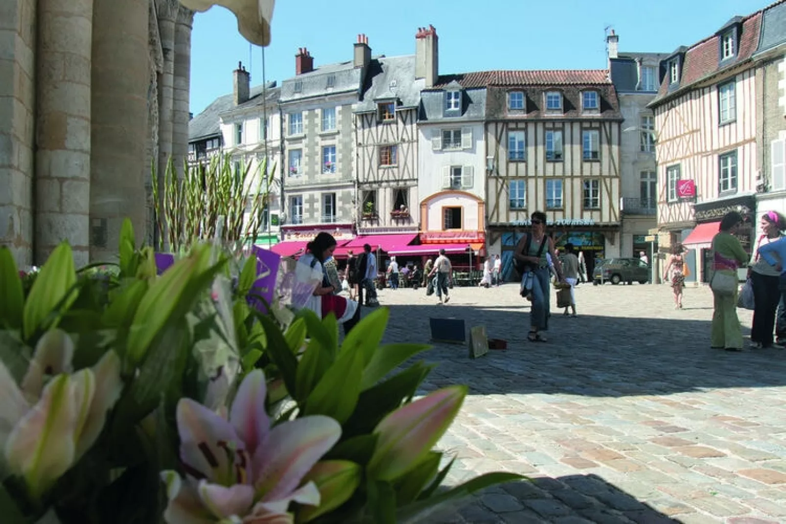Bourg Est 2-Areas summer 20km