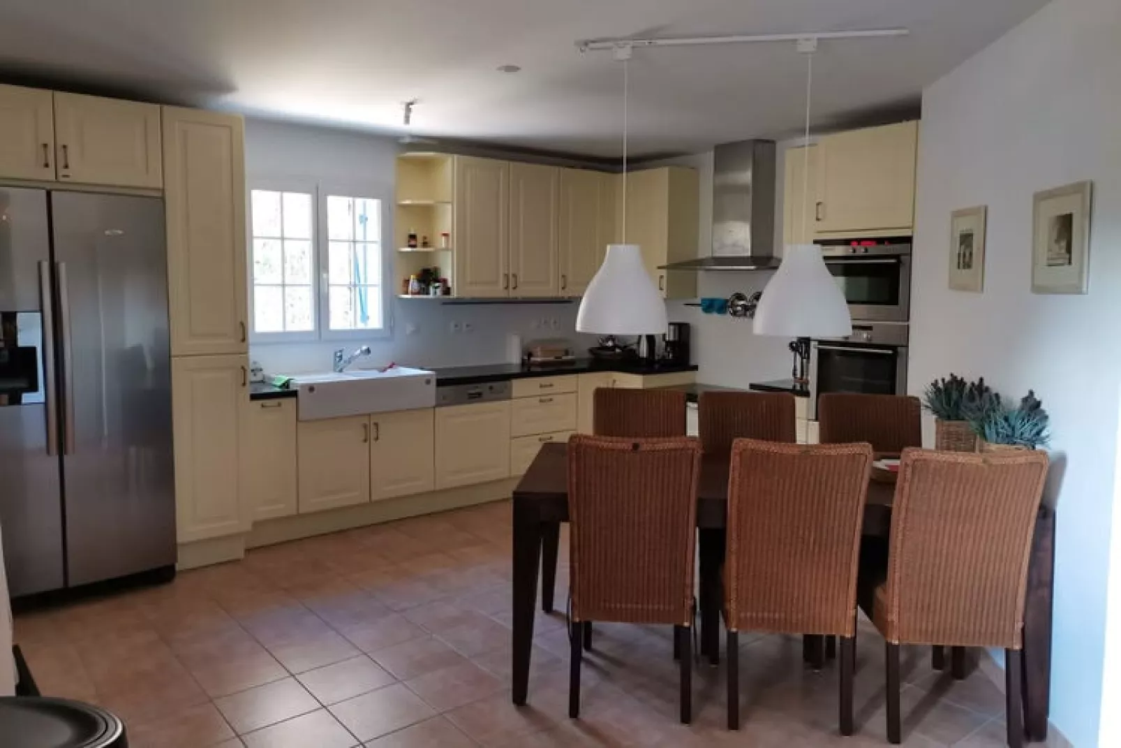 Bourg Est 3-Kitchen