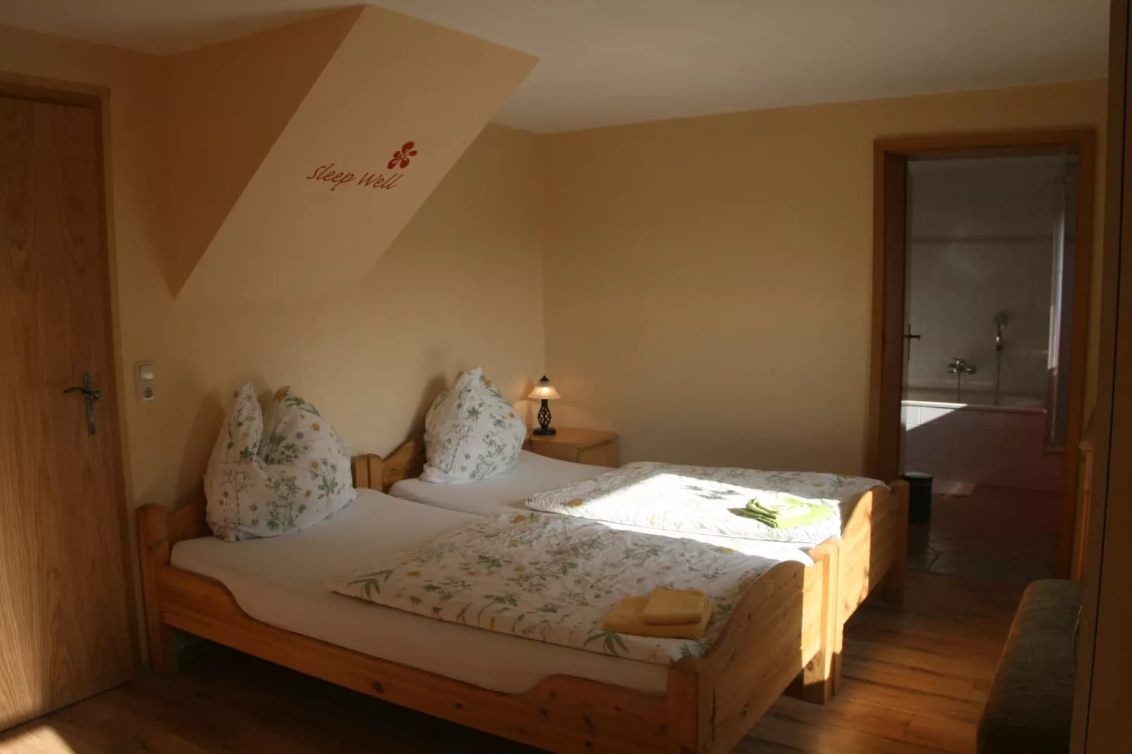 Ferienzimmer im Landhaus bei Kühlungsborn-Bedroom