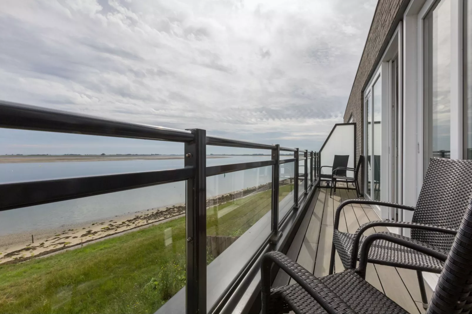 Havenweg 8-22-Terrace balcony