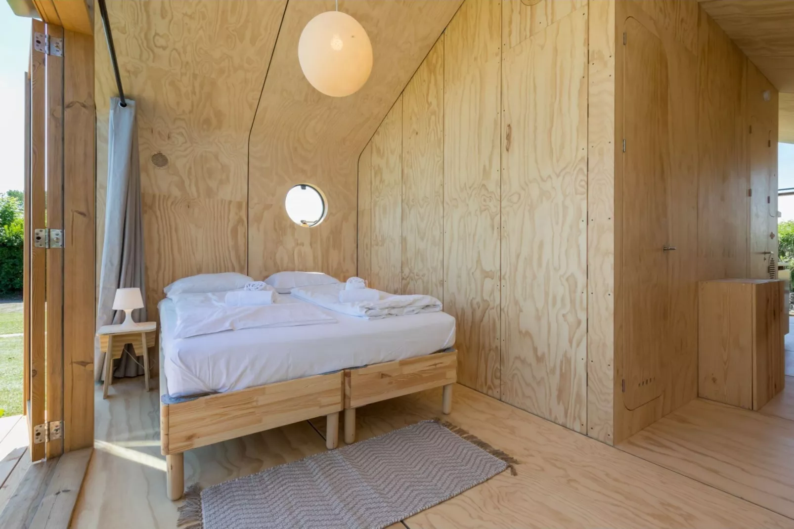 Wikkelhouse - Kon Emmaweg 6  Vrouwenpolder-Bedroom