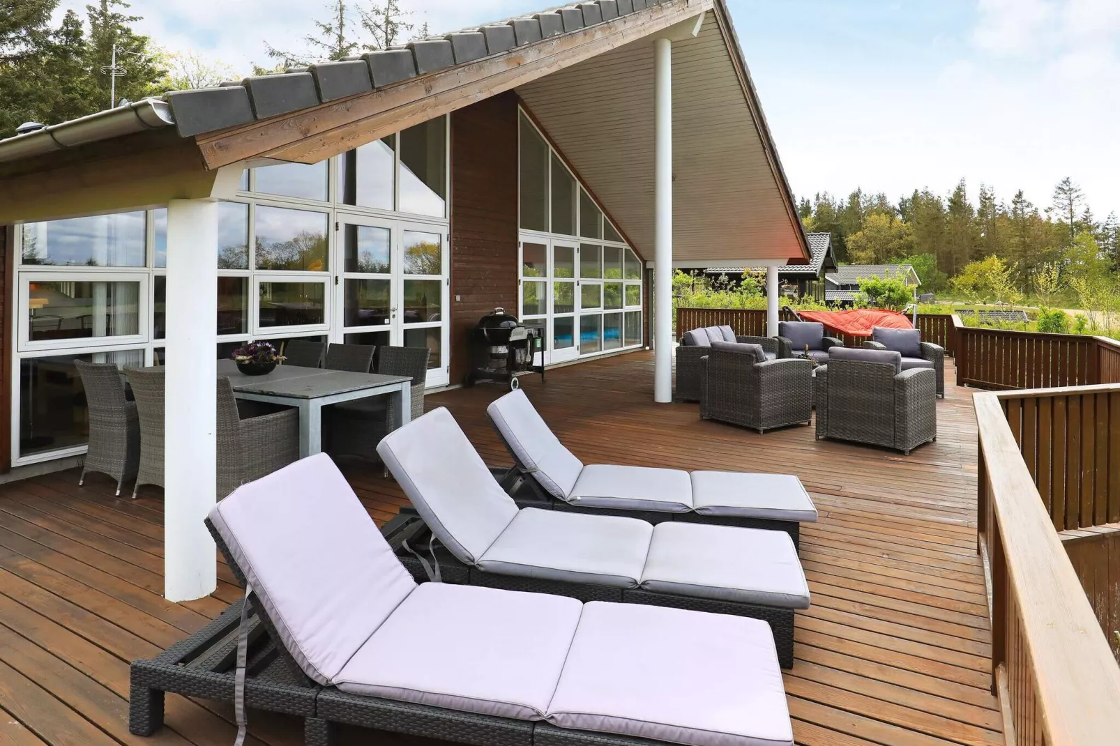 Maison de vacances pour 8 a Skals