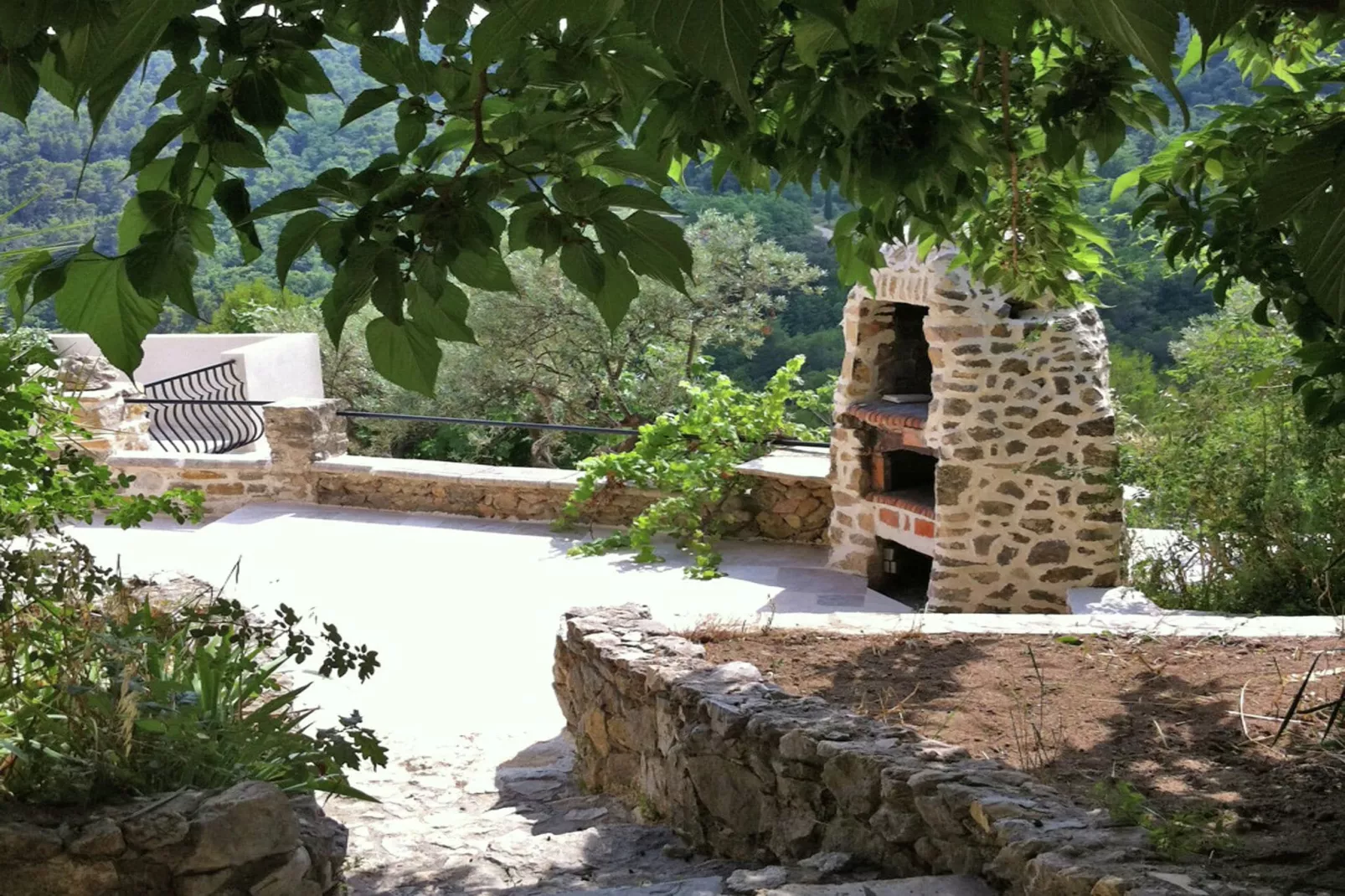 Villa Bonheur-Gärten Sommer