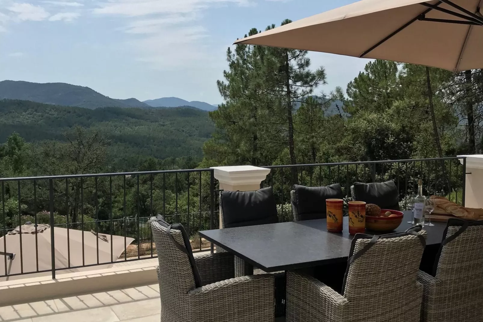 Villa Athos 14p-View summer