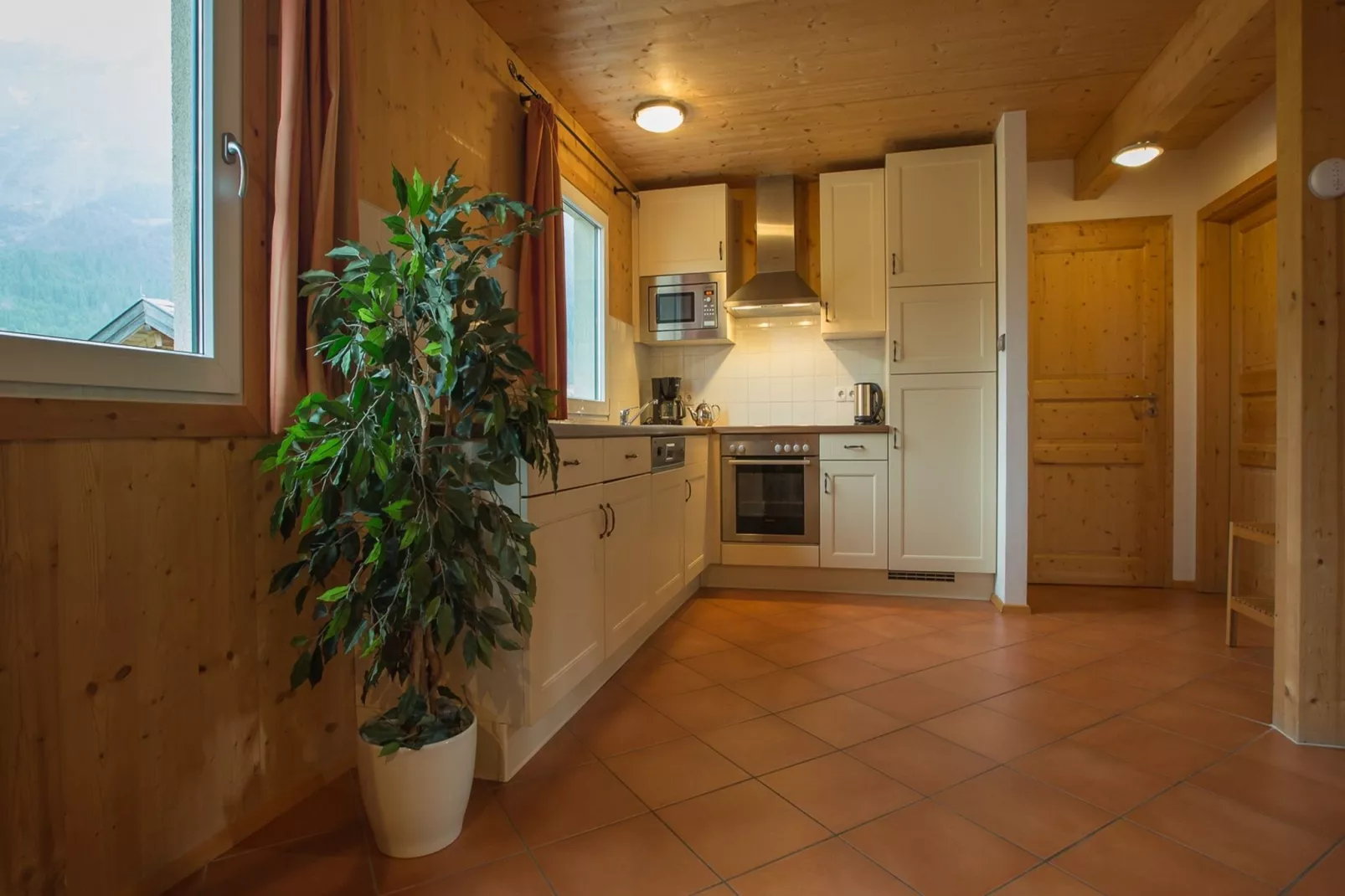 Alpendorf Dachstein West 1-Kitchen