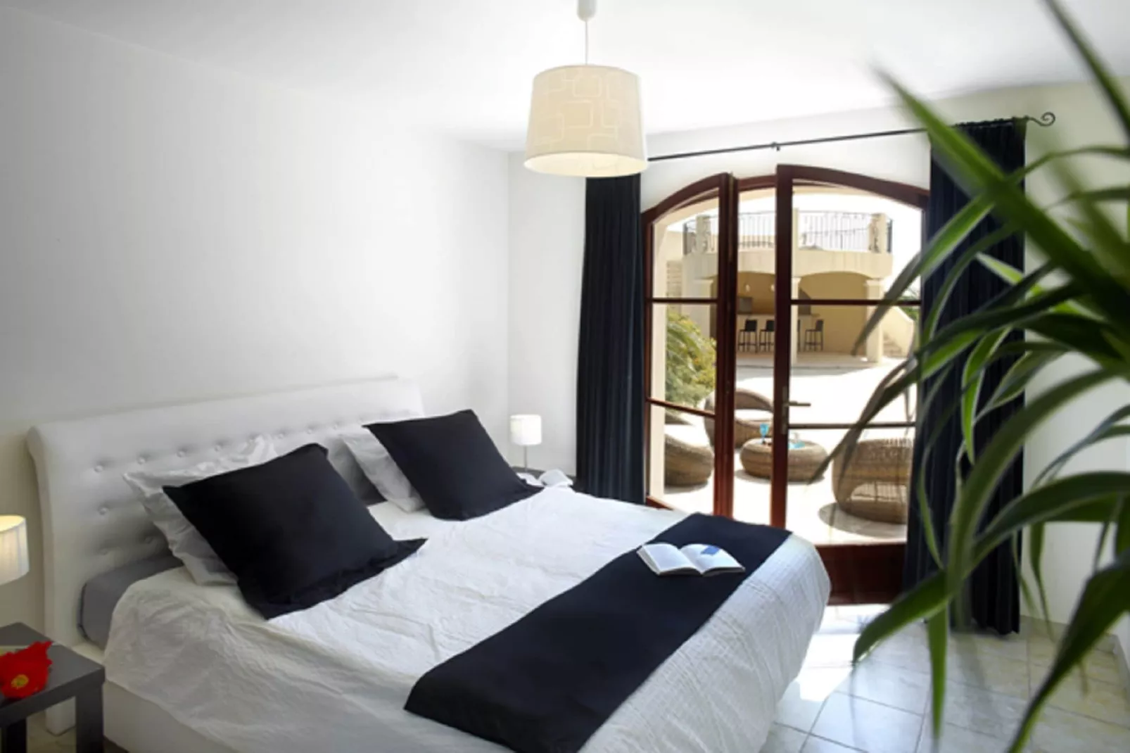 Beau soleil-Bedroom