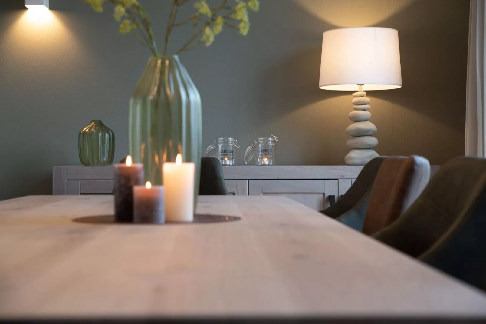 8 persoons vrijstaand met jacuzzi-Living room