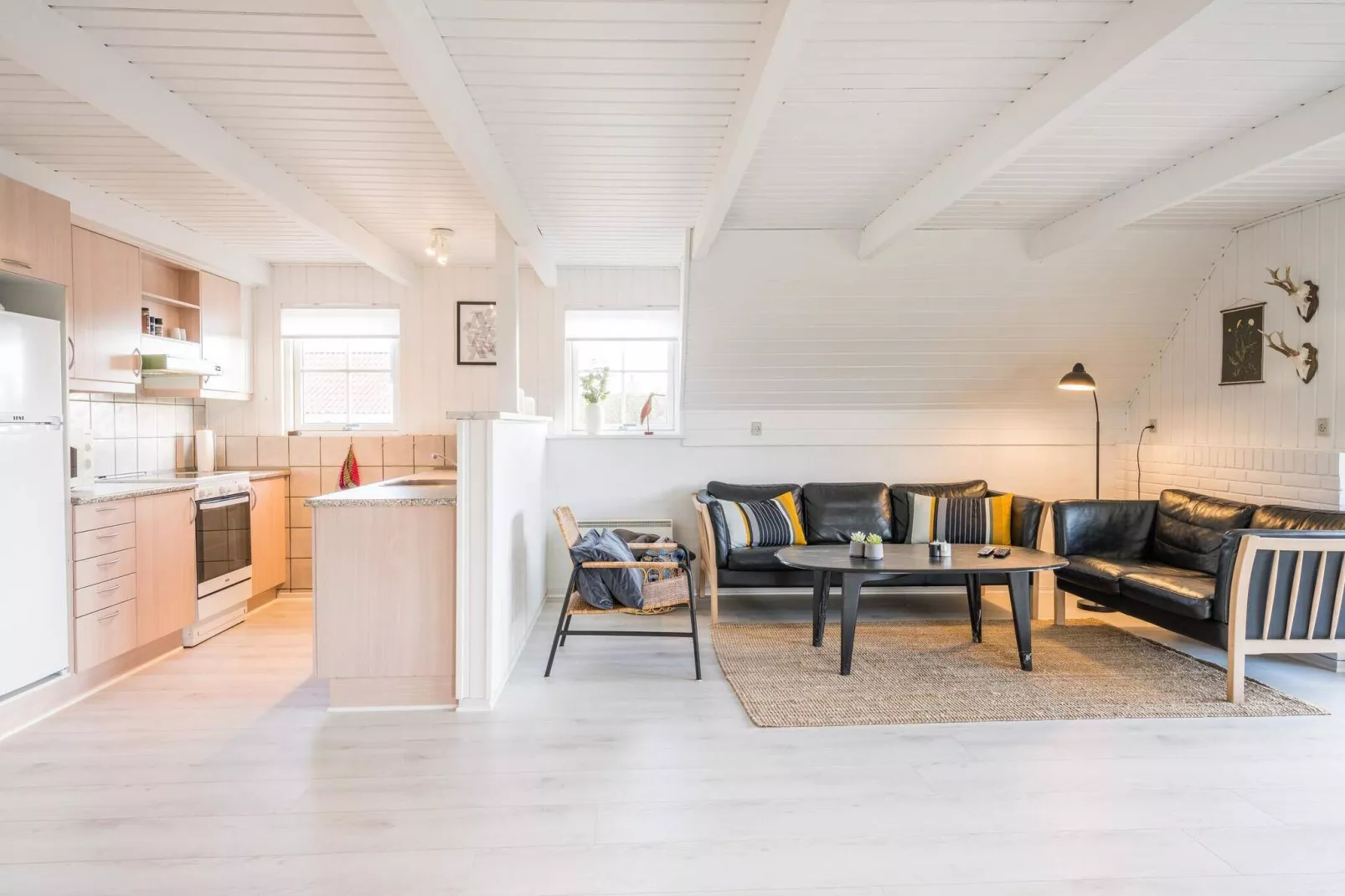 6 person holiday home in Hvide Sande-Indoor
