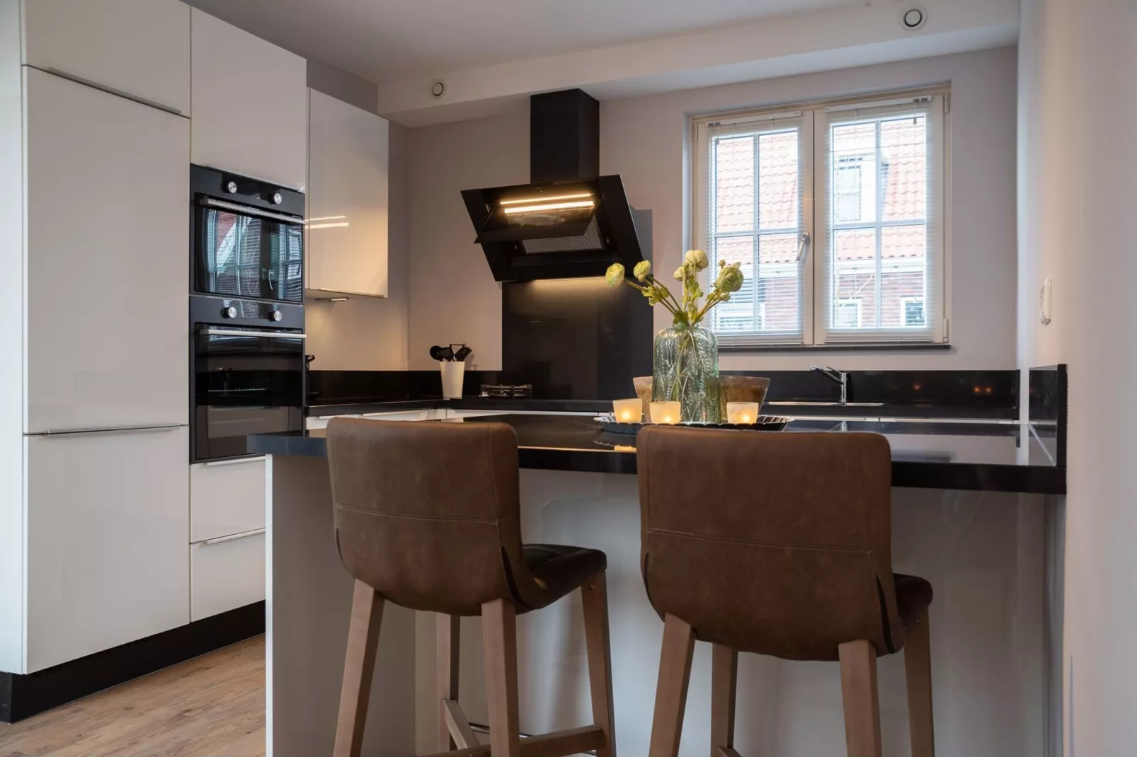 8 persoons vrijstaand met jacuzzi-Kitchen