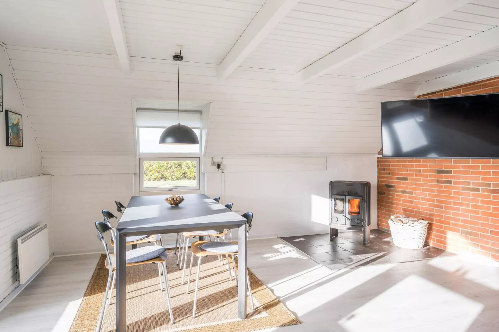 6 person holiday home in Hvide Sande-Indoor