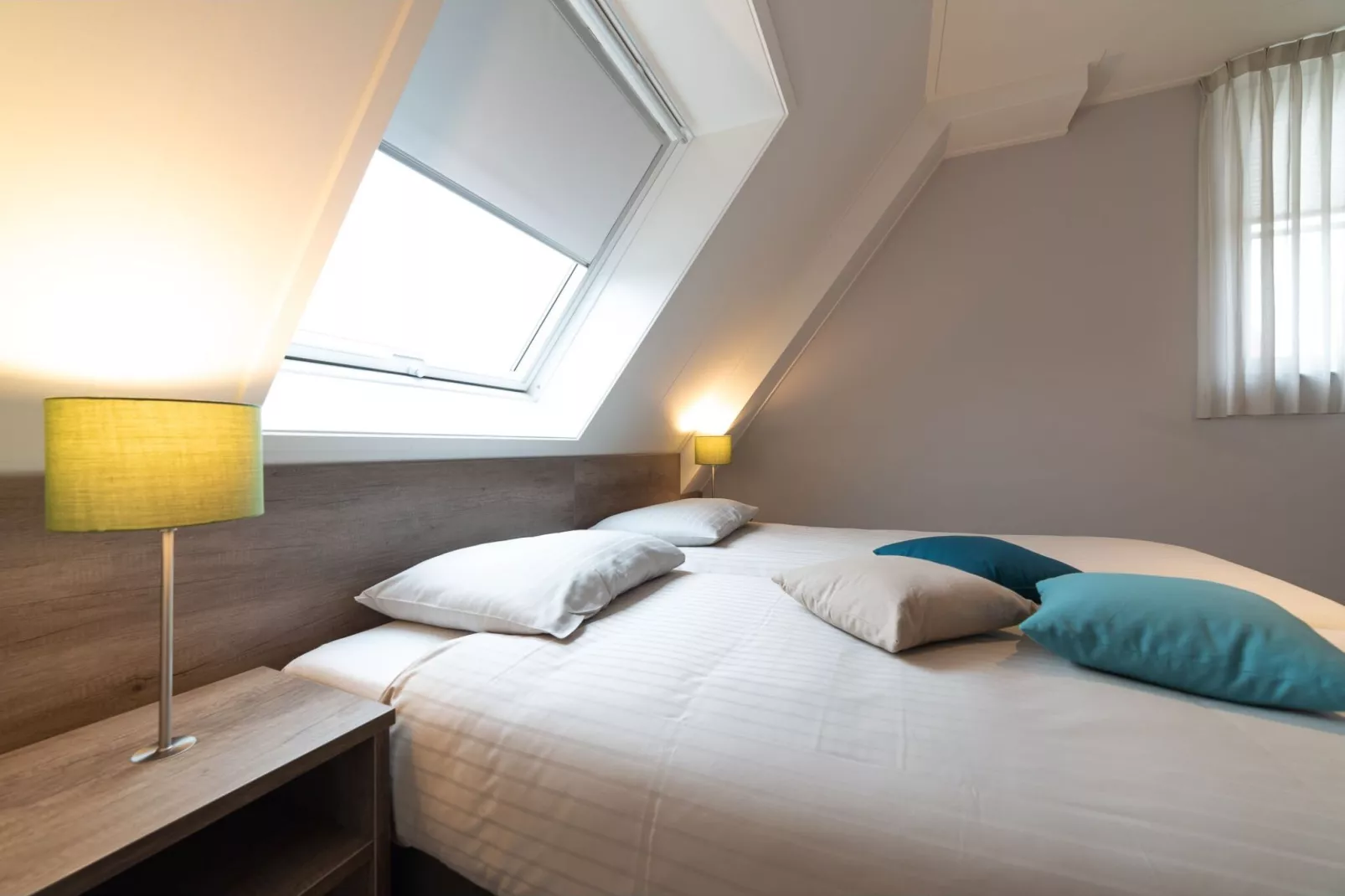 8 persoons vrijstaand met jacuzzi-Bedroom