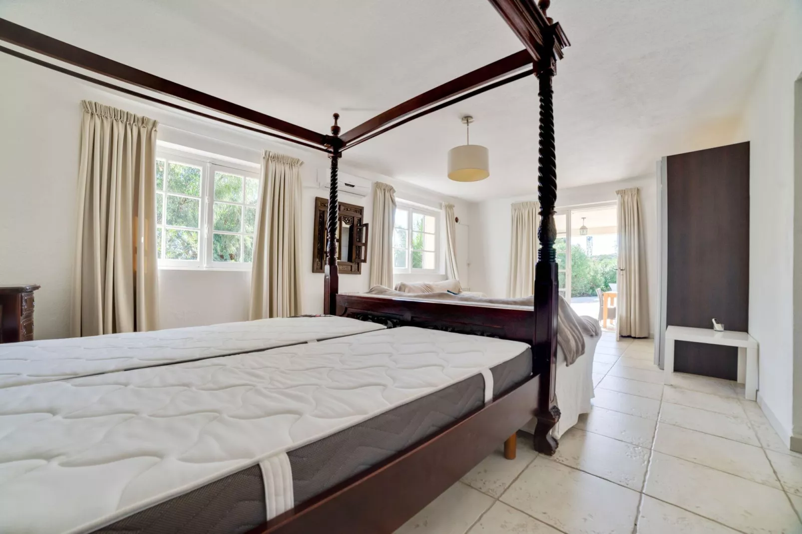 Cedre-Bedroom