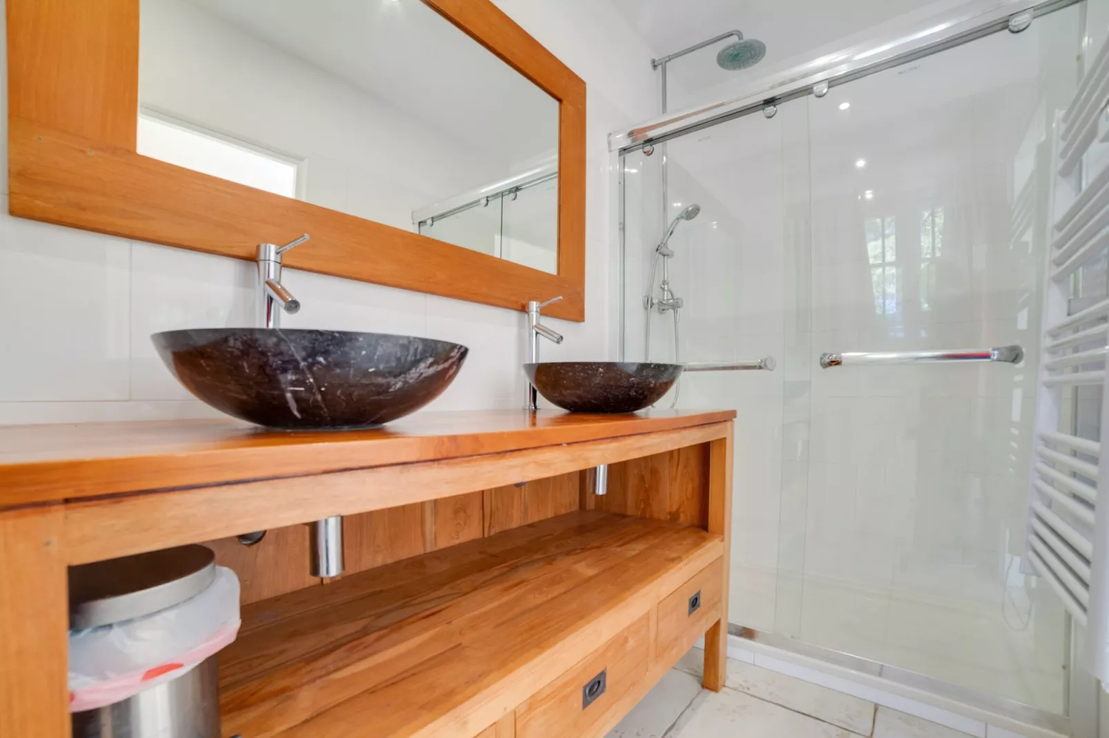 Cedre-Bathroom