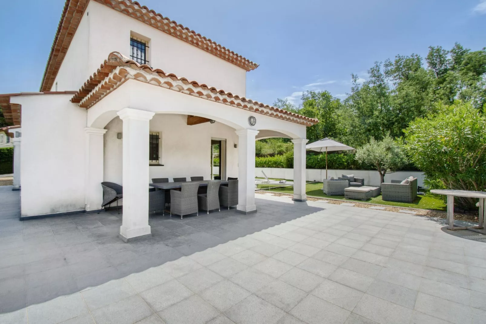 Villa Charlotte-Terrasse / balcon