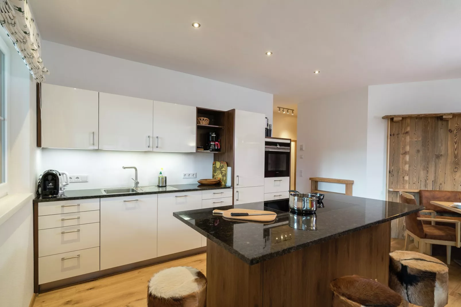 An der Piste 2 Alpendorf-Kitchen