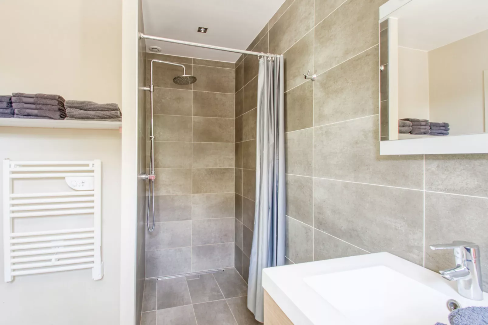 Villa Charlotte-Salle de bain