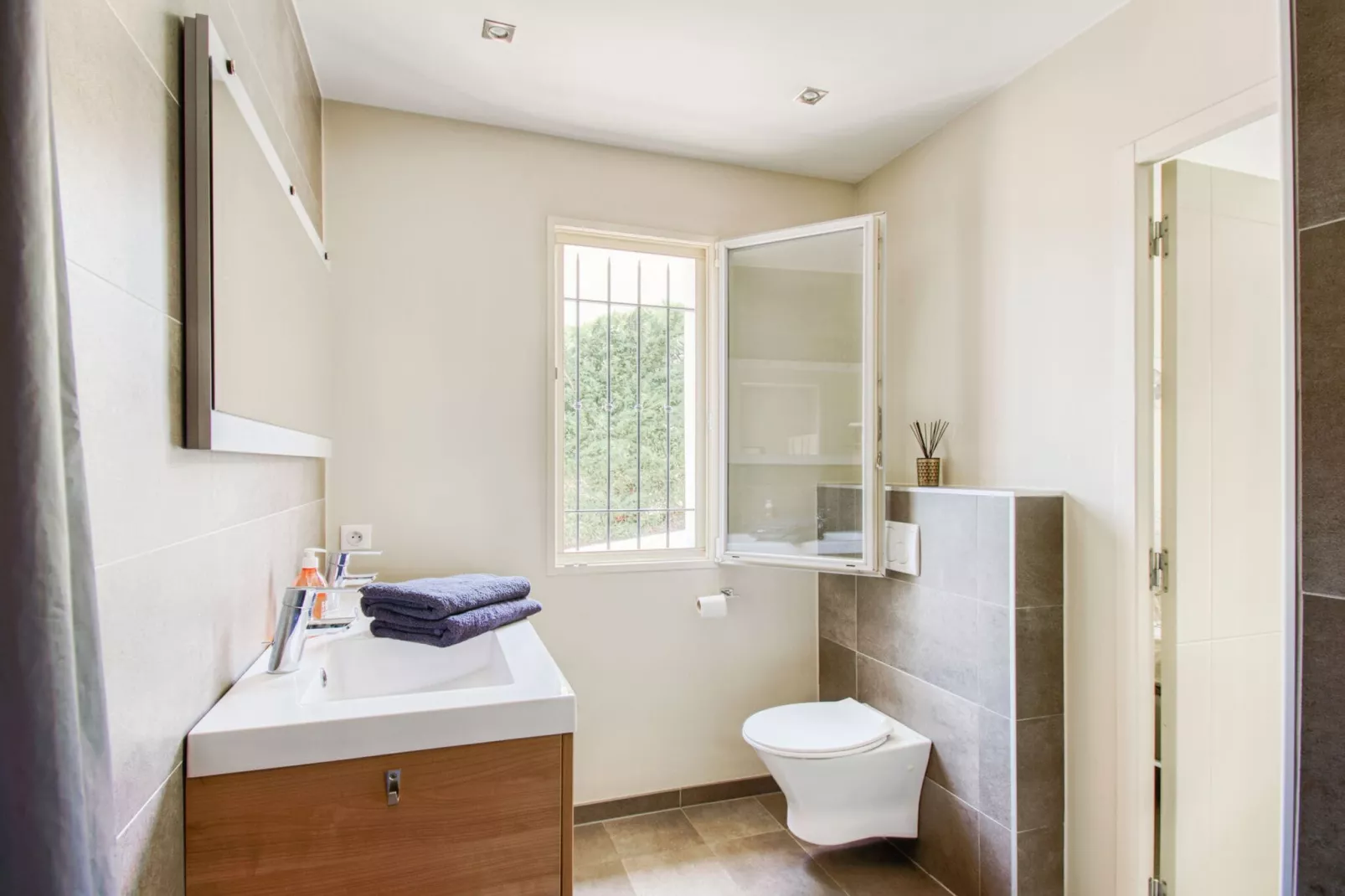 Villa Charlotte-Salle de bain