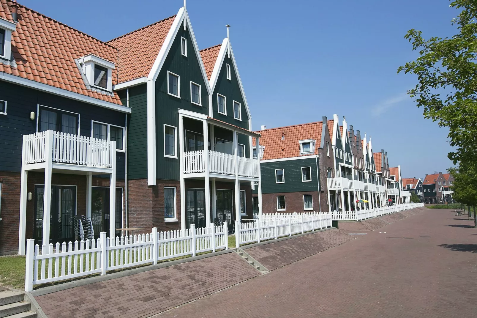 Marinapark Volendam 10-Exterior summer