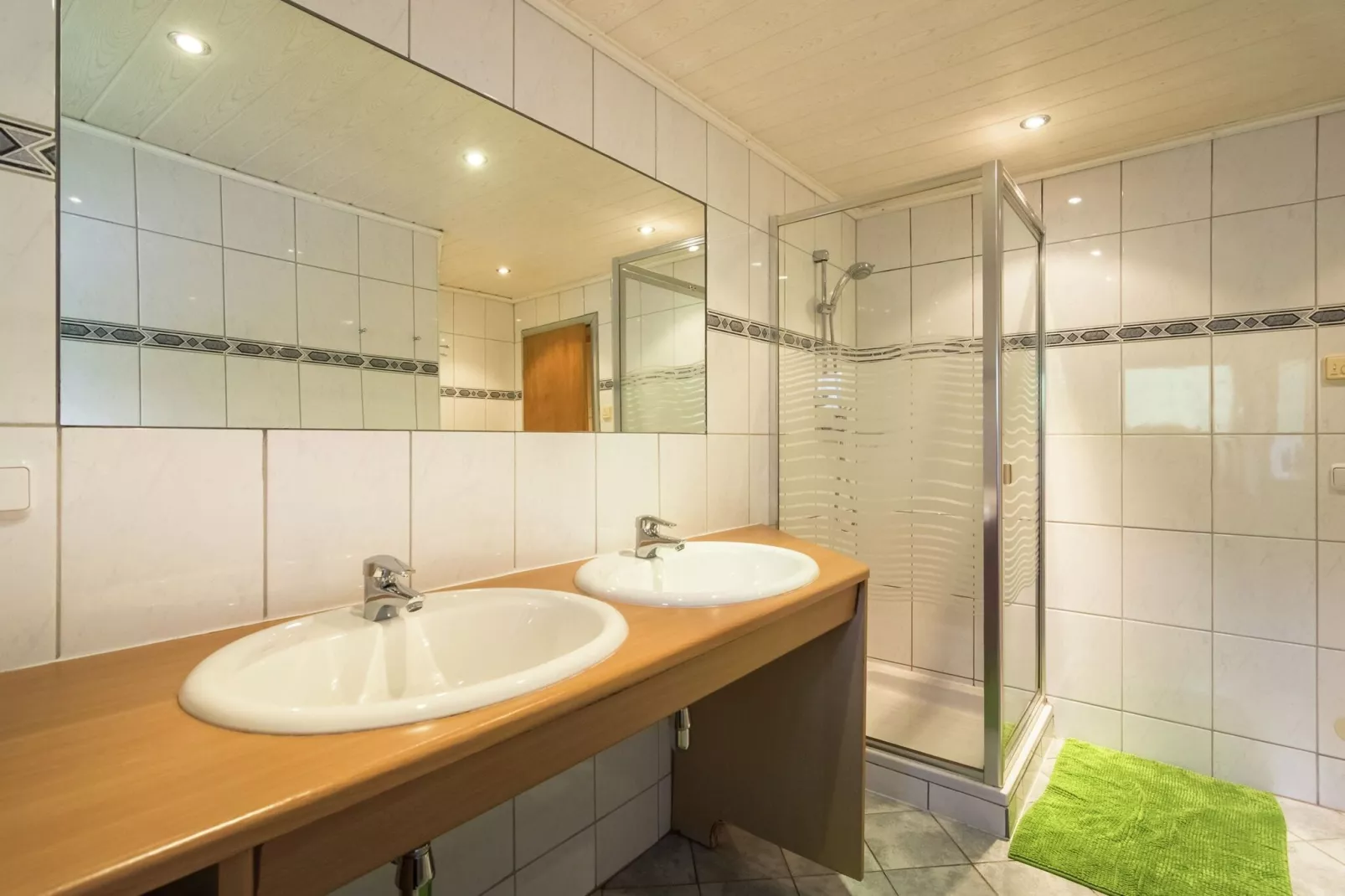 Haus Stefflmoos-Bathroom