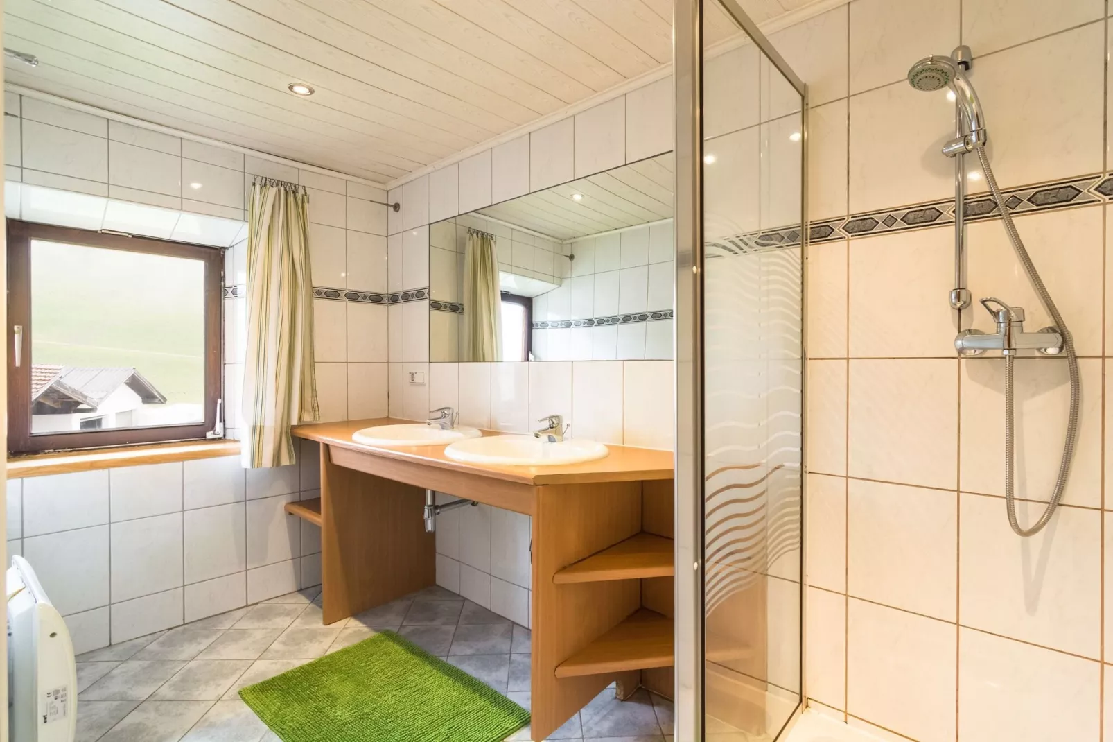 Haus Stefflmoos-Bathroom