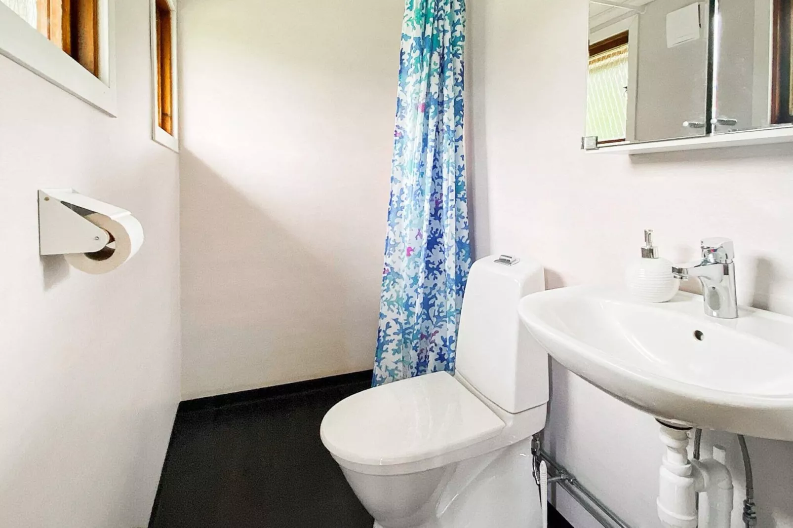 4 person holiday home in VIMMERBY-Indoor