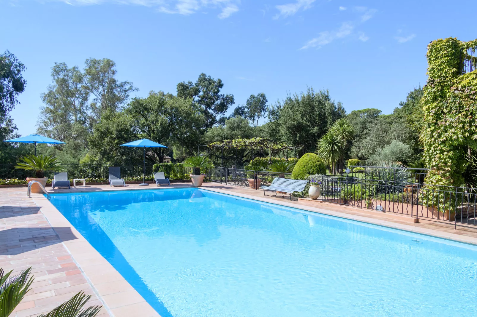 Villa Les Parasols-Piscine